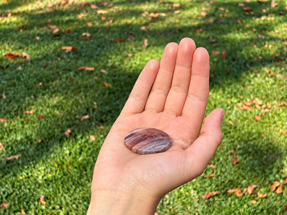 Red Jasper Cabochon 30 × 40 mm – Comfort, Strength & Inner Peace