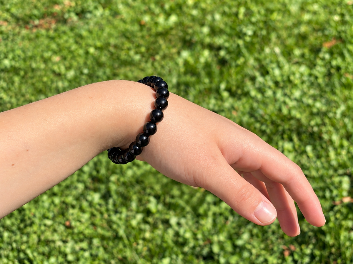 Black Agate 8 mm Round Bead Bracelet – Protection, Clarity & Inner Balance