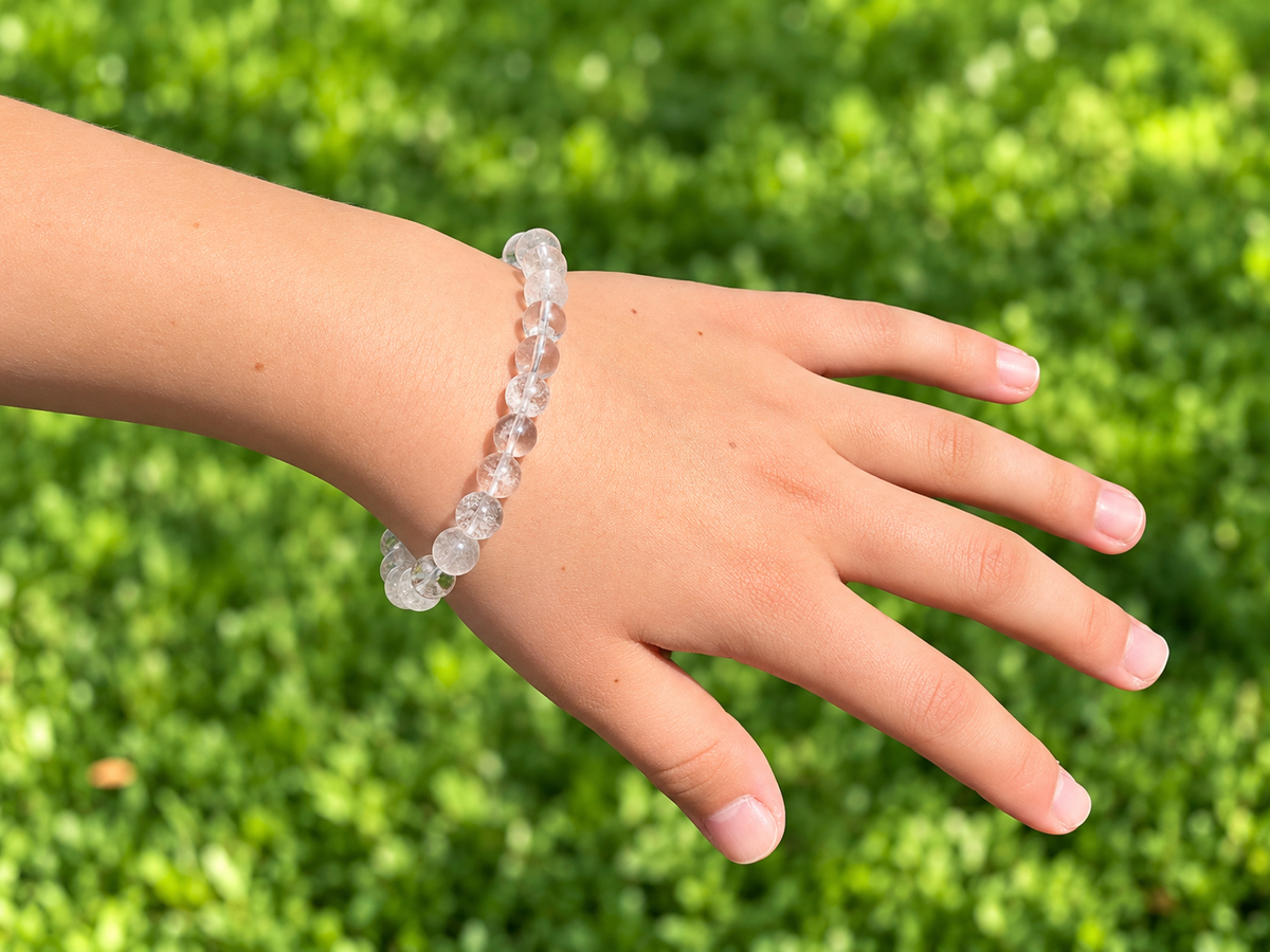 Clear to White Quartz 8 mm Round Bead Bracelet | Mountain Crystal & Clear Quartz – Clarity, Balance & Well-Being