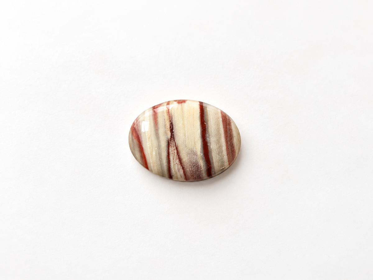 Red Jasper Cabochon 30 × 40 mm – Comfort, Strength & Inner Peace